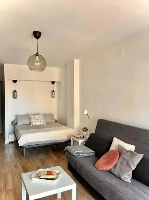 Apartment Acogedor Estudio 650 M De Playa Fuengirola